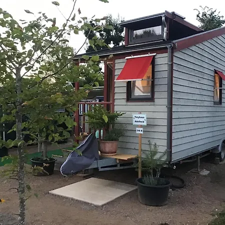 Tinyhaus Adelheid Am Silbersee * Freiburg im Breisgau